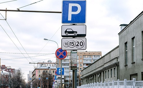 Платные парковки в Петербурге: где, когда и сколько?