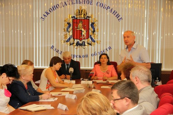 В Общественной палате Владимирской области представили народную карту «Дороги без проблем»