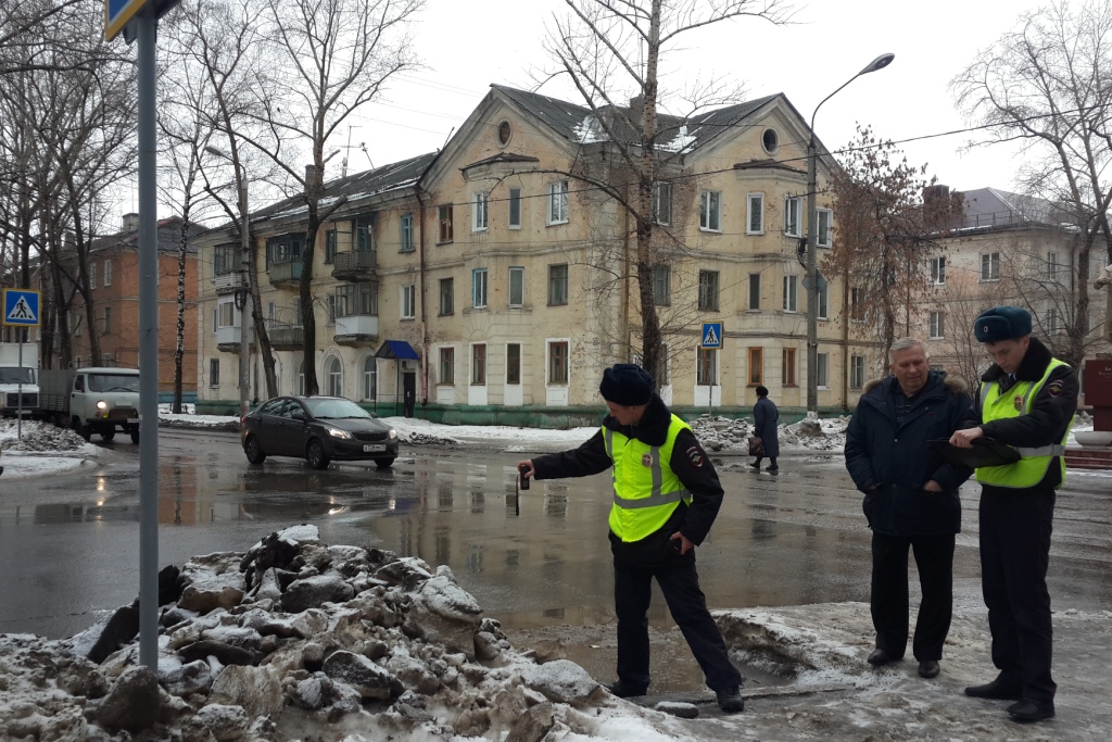 Общественники проверили улицы и дороги Ульяновской области