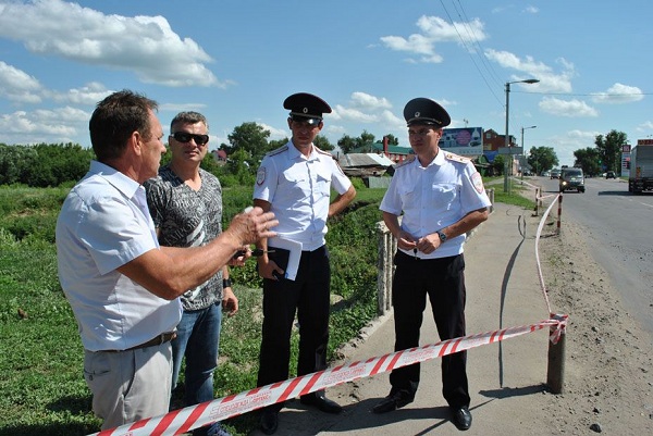 Члены Общественного Совета при УМВД России по Тамбовской области совместно с сотрудниками ГИБДД инспектируют дороги