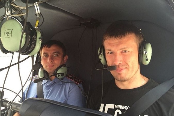 Сотрудники ГИБДД и общественники на вертолете осмотрели проблемные дороги Забайкальского края 