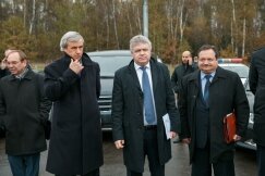 Депутат Государственной Думы Вячеслав Лысаков, Леонид Липсиц (МОО "КСОДД"), Владимир Швецов (ГУОБДД МВД России)