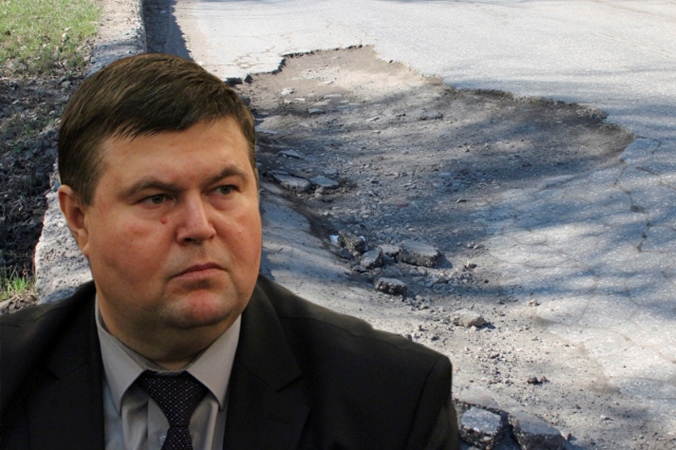 Председателя дорожного комитета Саратова наказали за плохие дороги 