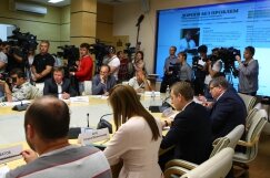 Первое совместное заседание комиссии Общественной палаты и рабочих групп Общественных советов МВД России и Минтранса России